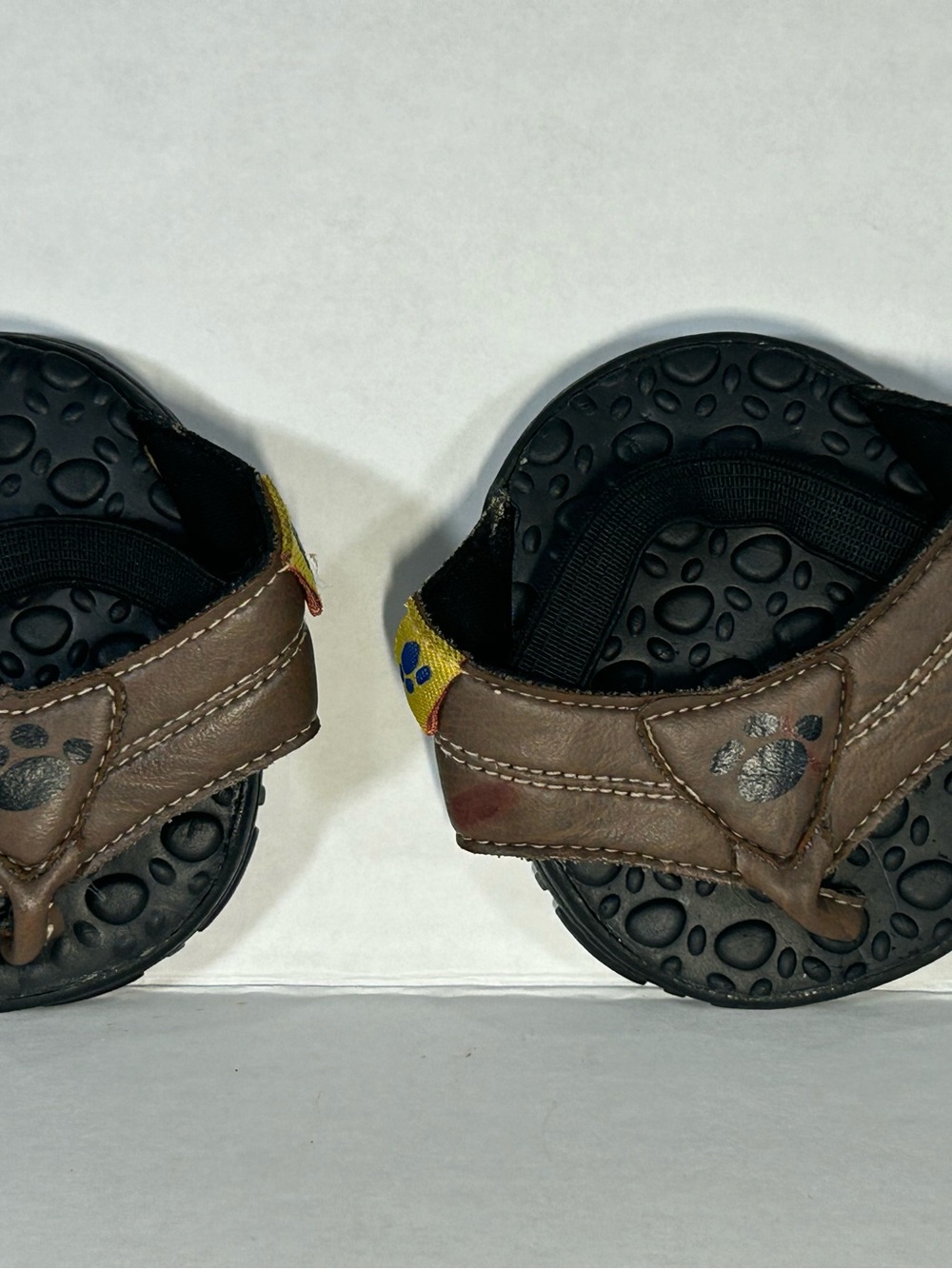 Build-A-Bear Brown and Black Kids Sandals with Paw Accent